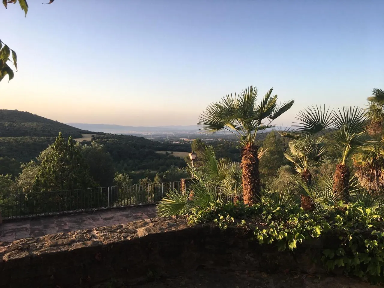 Country house Masia Can Pou Canet de Adri