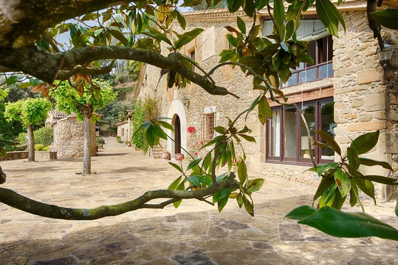 Masia Can Pou Canet de Adri Country house